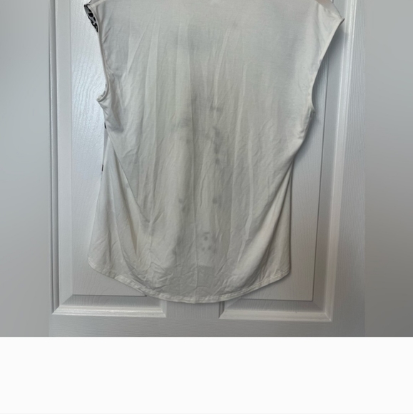 Beautiful Camber and Grace Blouse - Picture 6 of 8